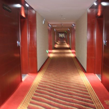 Hua Xin International Hotel Huayin Exterior photo