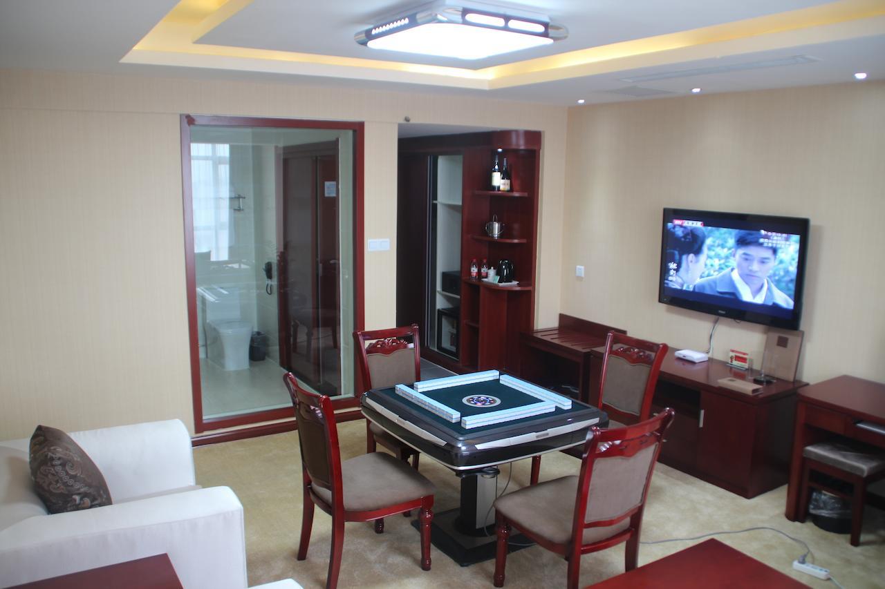 Hua Xin International Hotel Huayin Exterior photo