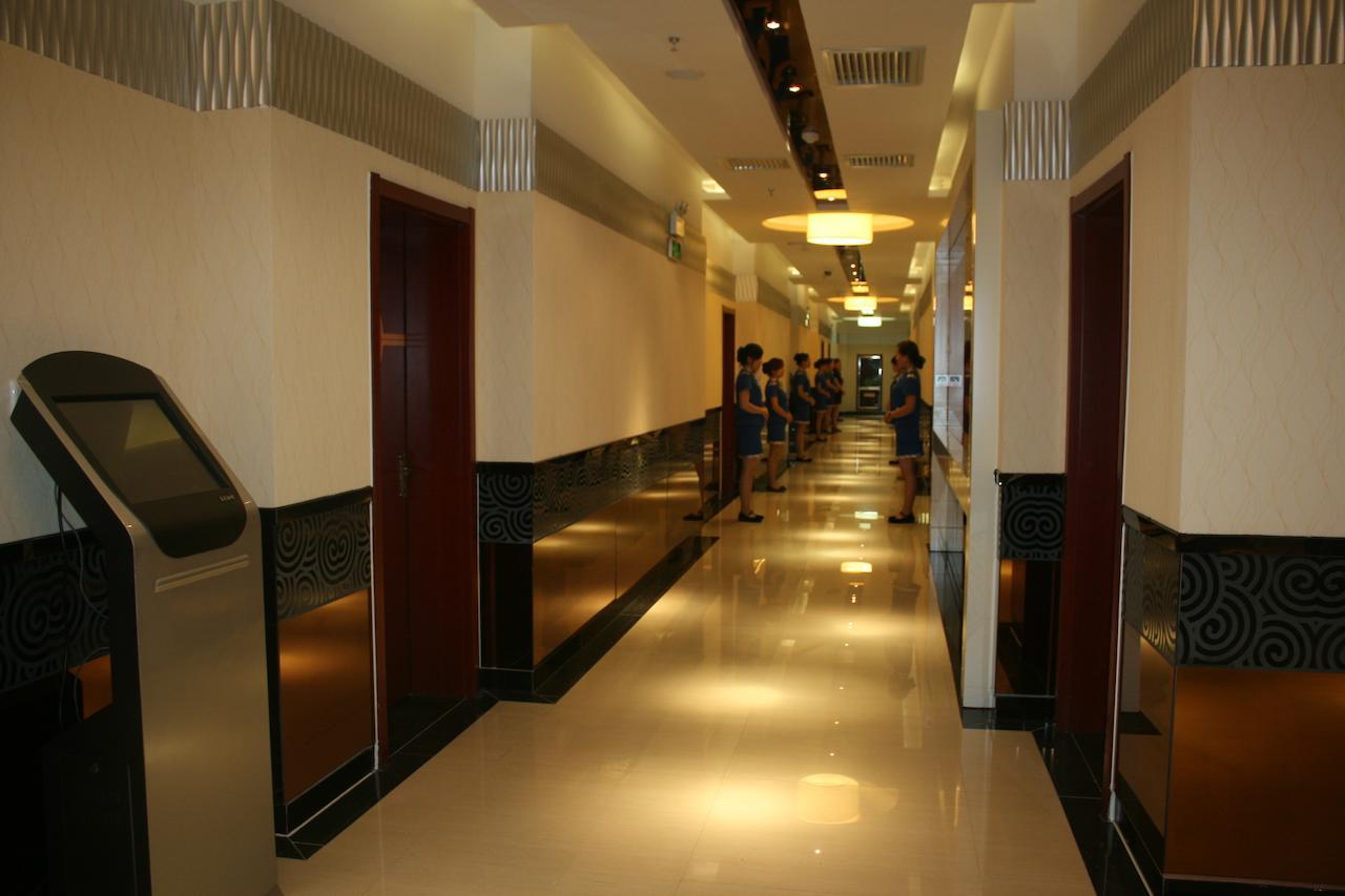 Hua Xin International Hotel Huayin Exterior photo